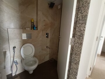 Bathroom in 3.5 BHK Apartment at Kanakia Silicon Valley, Powai – for Rent