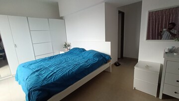 Bedroom in 3.5 BHK Apartment at Kanakia Silicon Valley, Powai – for Rent