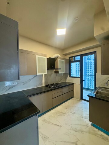 Kitchen in 3 BHK Apartment at M3M Heights, Sector 65 – for Rent