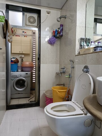 Attached Bathroom in 3 BHK Apartment at Santacruz West – for Rent