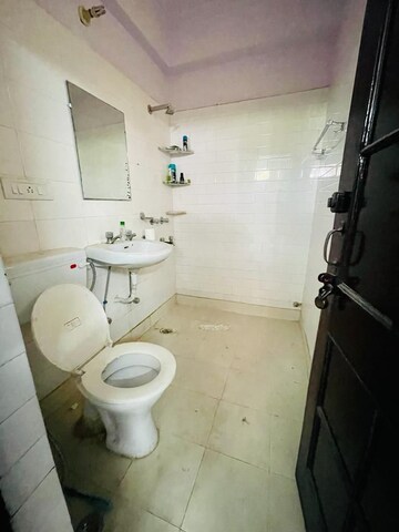 Bathroom in 3 BHK Apartment at Sector 23 Dwarka – for Rent