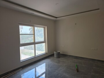 Room in 4 BHK Apartment at Jain Heights East Parade, Cv Raman Nagar – for Sale