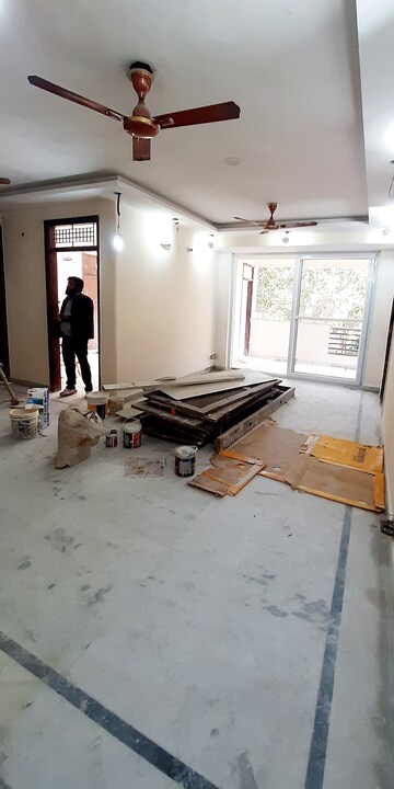 Building Lobby in 3 BHK Apartment at Sector 6 Dwarka – for Rent