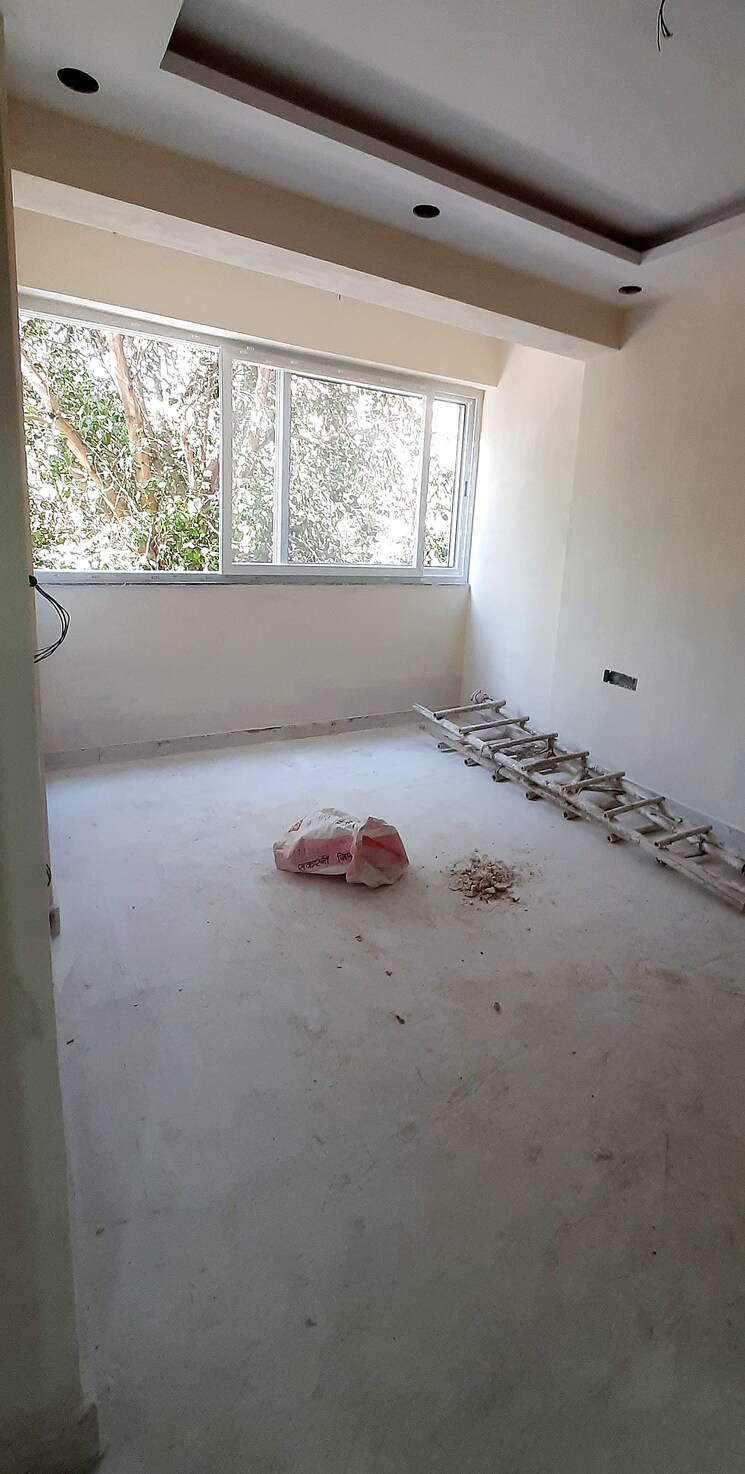 Room, sector 6 dwarka 3 Bedroom 1600 Sq.Ft. Apartment In Sector 6 Dwarka Delhi 9030807