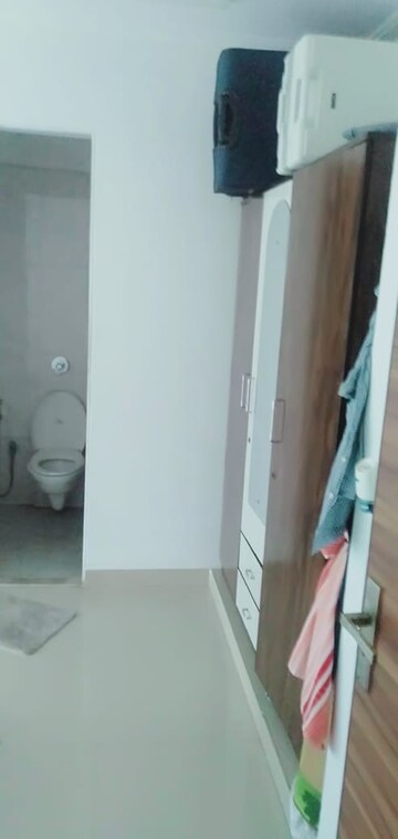 Attached Bathroom in 2 BHK Apartment at Nahar Amrit Shakti Water Lily And White Lily, Chandivali – for Rent