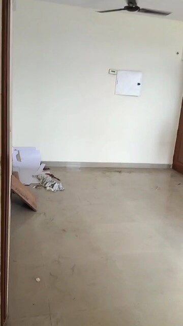 Room in 3 BHK Apartment at BPTP Park Elite Premium, Sector 84 – for Rent
