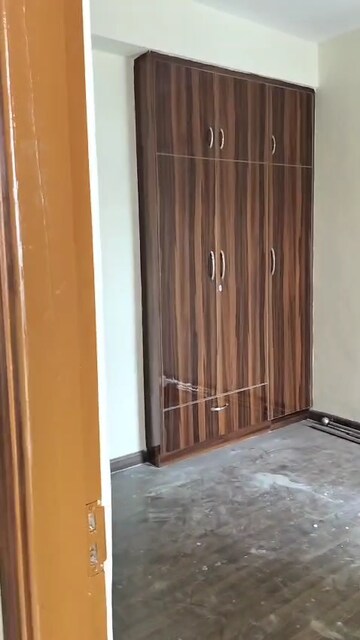 Room in 3 BHK Apartment at BPTP Park Elite Premium, Sector 84 – for Rent