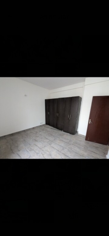 Room in 1 BHK Villa at BPTP Parklands Villa, Sector 88 – for Rent