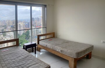  Pg For Rent in Kandivali West