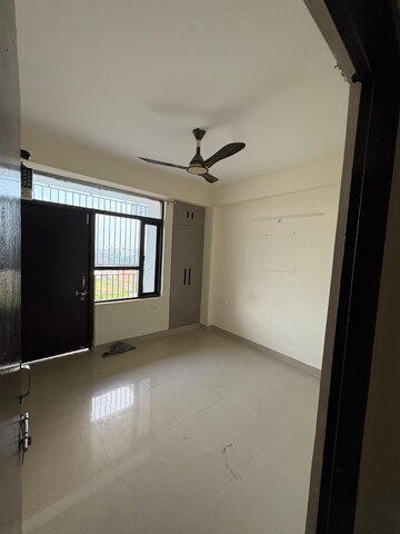 Room in 1 BHK Apartment at Amolik Sankalp, Sector 85 – for Rent