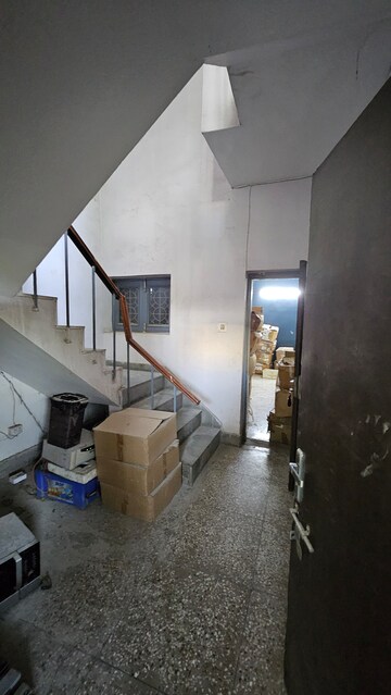 Team Area in 6+ BHK Independent House at Sector 21b – for Rent