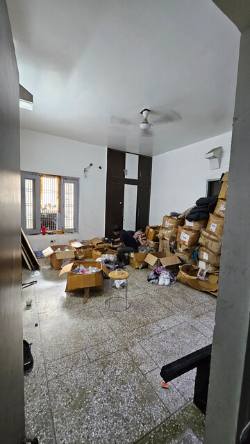 Staircase in 6+ BHK Independent House at Sector 21b – for Rent