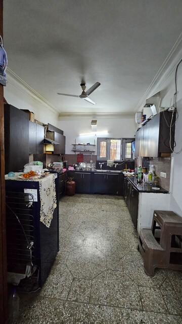 Living Room in 6+ BHK Independent House at Sector 21b – for Rent