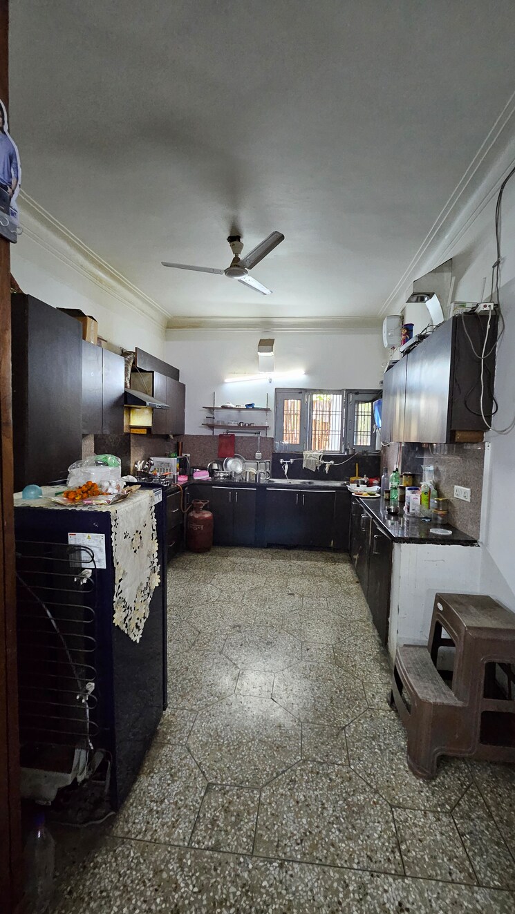 Living Room, sector 21b 6+ Bedroom 500 Sq.Yd. Independent House In Sector 21b Faridabad 9030896