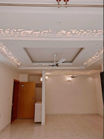 Bedroom in 3 BHK Apartment at Mantri Lithos, Thanisandra – for Rent