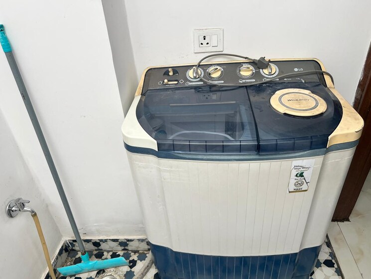 undefined, saket 2 Bedroom 8500 Sq.Ft. Builder Floor In Saket Delhi 9030937