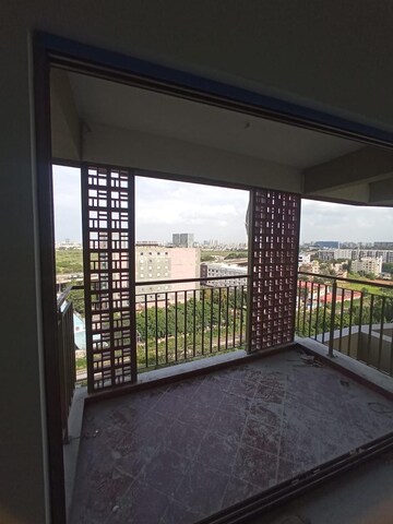 Room in 3.5 BHK Apartment at Vista Spaces Visista, Yelahanka – for Sale