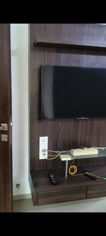 Furnished Amenities in 2 BHK Apartment at Vishwanath Maher Homes, Shela – for Rent