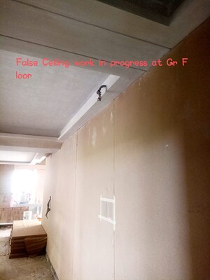 Furnished Amenities in 3.5 BHK Apartment at KLJ Greens, Sector 77 – for Sale