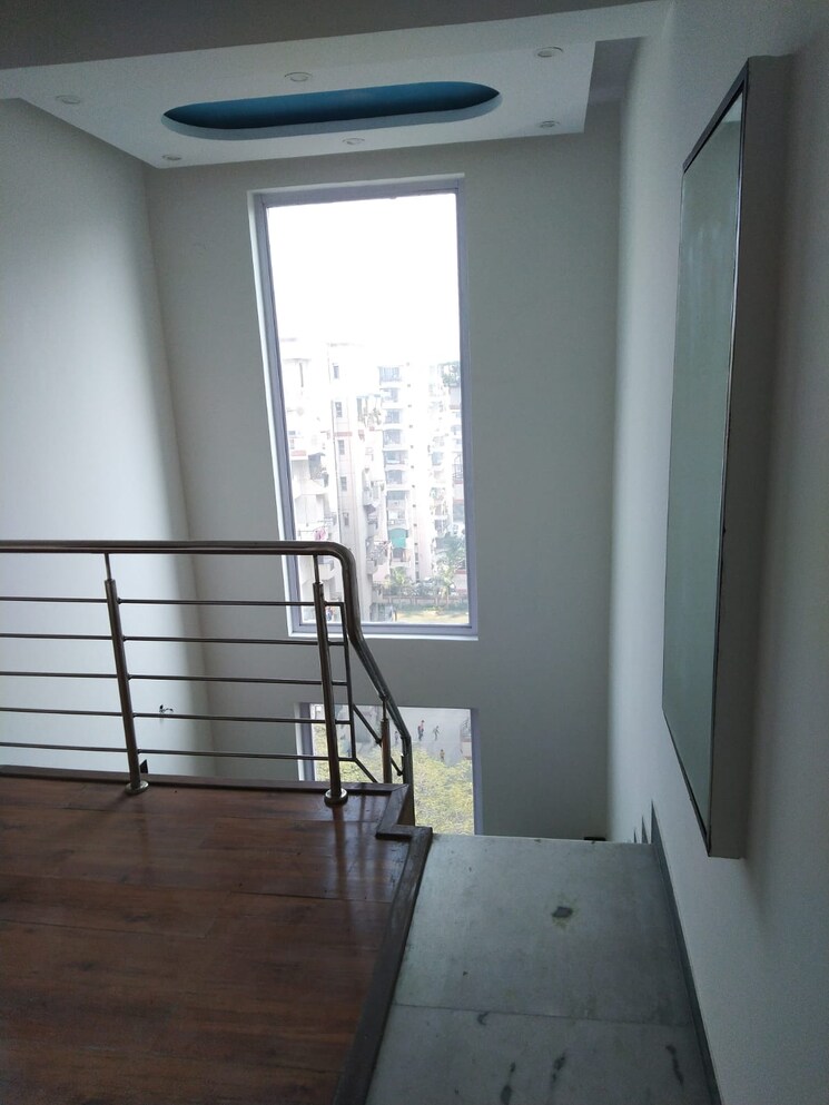 undefined, sector 18 dwarka 3 Bedroom 1700 Sq.Ft. Apartment In Sector 18 Dwarka Delhi 9030988