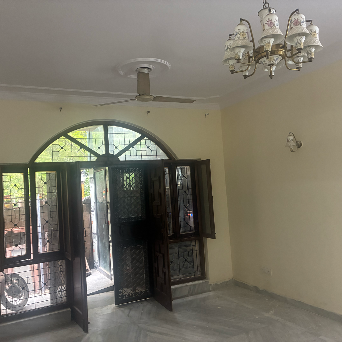 3 BHK + Study Room,Extra Room Independent House For Rent in RWA Apartments Sector 26