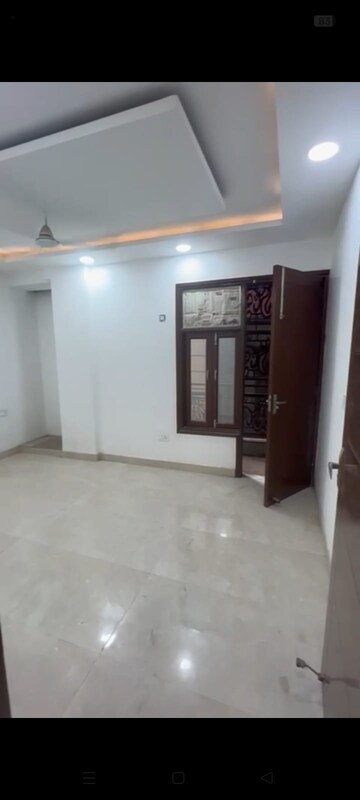 Room in 4 BHK Builder Floor at Sultanpur – for Sale