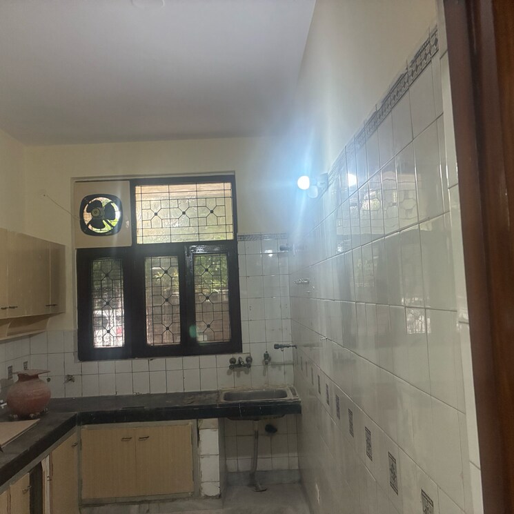 Kitchen, rwa-apartments-sector-26 3 Bedroom 162 Sq.Mt. Independent House In Arun Vihar Noida 9031005