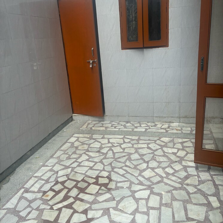 Bedroom, rwa-apartments-sector-26 3 Bedroom 162 Sq.Mt. Independent House In Arun Vihar Noida 9031005