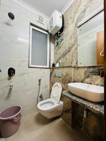 Master Bedroom in 1 RK Builder Floor at Vasant Kunj – for Rent