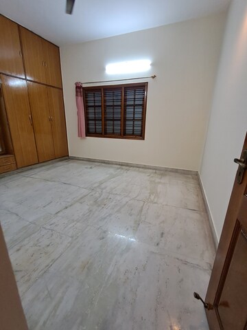 Room in 4 BHK Independent House at Btm Layout Stage 2 – for Rent