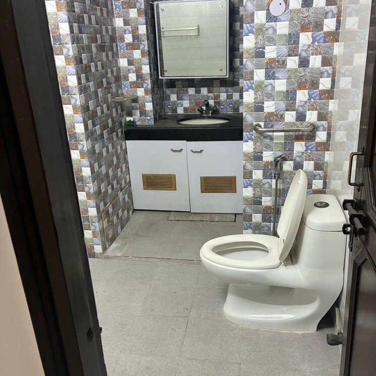 Bathroom, the-nest-noida 2.5 Bedroom 162 Sq.Mt. Independent House In Sector 31 Noida 9031029