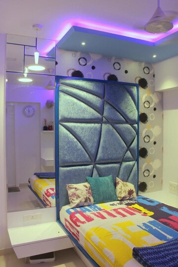 Bedroom in 3 BHK Apartment at DLH Orchid, Andheri West – for Sale