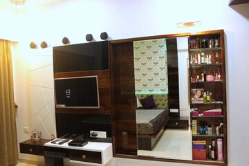  3 BHK Apartment at DLH Orchid, Andheri West – for Sale