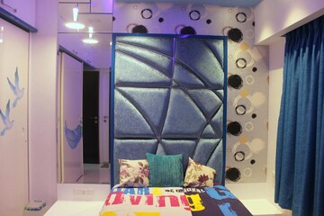 Bedroom in 3 BHK Apartment at DLH Orchid, Andheri West – for Sale