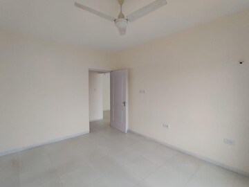 Room in 2.5 BHK Apartment at Clover Heights, Wanowrie – for Rent