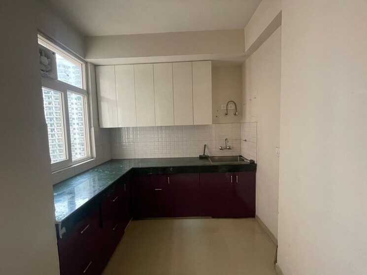 Kitchen, shree-vardhman-green-court 2 Bedroom 690 Sq.Ft. Apartment In Sector 90 Gurgaon 9031051