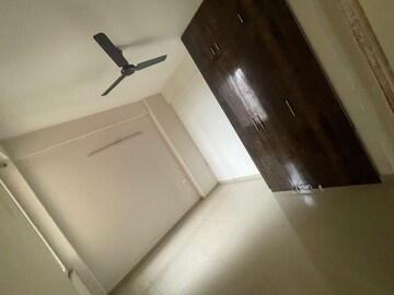 Furnished Amenities in 2 BHK Apartment at Shree Vardhman Green Court, Sector 90 – for Rent