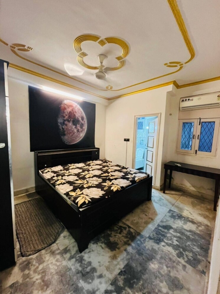 Bedroom, freedom fighters enclave 1 Bedroom 450 Sq.Ft. Apartment In Freedom Fighters Enclave Delhi 9031119