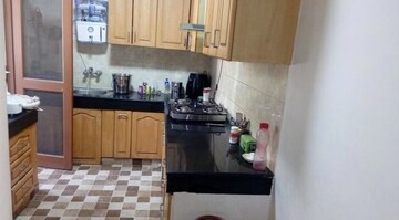 Kitchen in 3 BHK Builder Floor at Unitech Arcadia, South City 2 – for Rent
