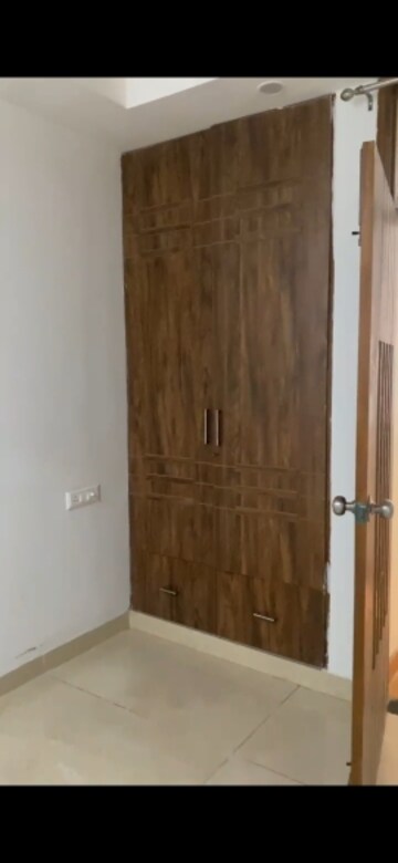 Furnished Amenities in 2 BHK Builder Floor at RPS Palm Drive, Sector 88 – for Rent