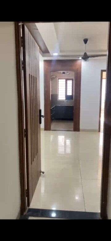 Building Lobby in 2 BHK Builder Floor at RPS Palm Drive, Sector 88 – for Rent