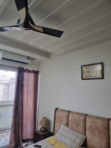 Bedroom in 4 BHK Apartment at Saya Gold Avenue, Vaibhav Khand – for Rent
