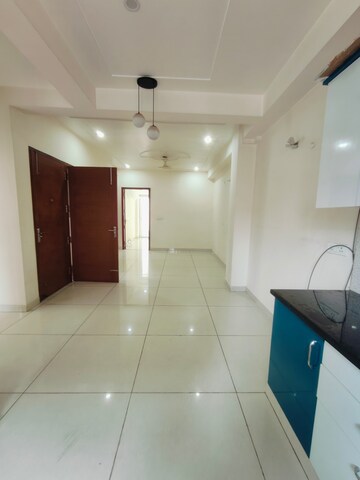 Bathroom in 3 BHK Builder Floor at Sushant Vyapaar Kendra, Sector 43 – for Rent