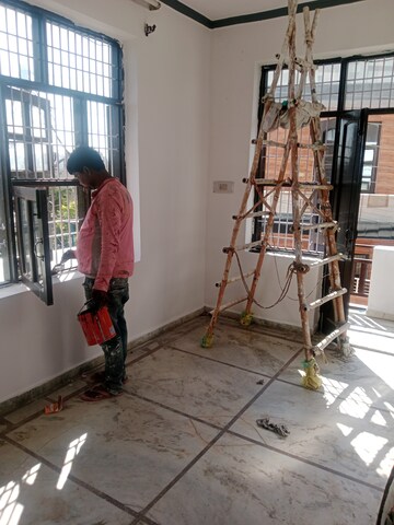 Room in 2 BHK Builder Floor at Huda – for Rent