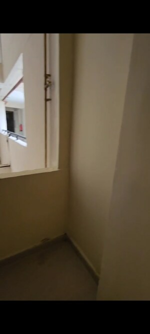 Room in 3 BHK Apartment at Skytech Merion Residency 1, Sain Vihar – for Sale