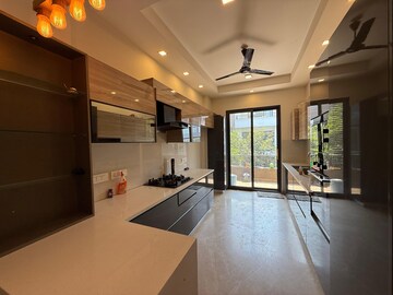 Living Room in 4 BHK Builder Floor at Ansal Sushant Lok I, Sector 43 – for Rent