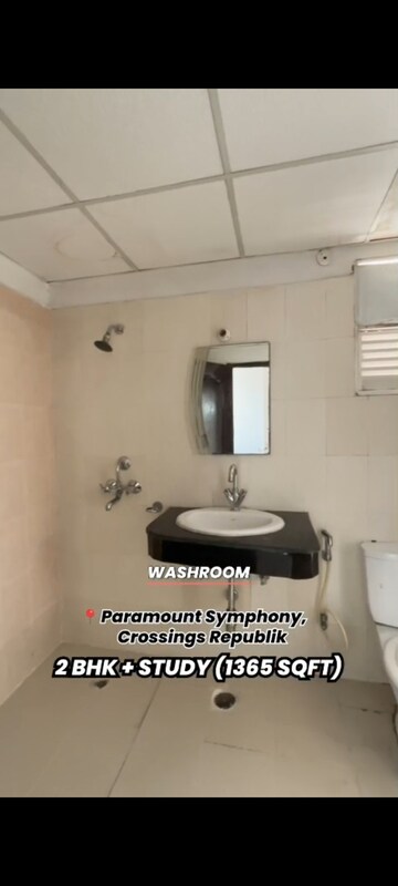Team Area in 2.5 BHK Apartment at Paramount Orchid, Sain Vihar – for Sale