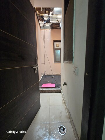 Kitchen in 1 BHK Builder Floor at Palm Residency Chhatarpur, Chattarpur – for Rent