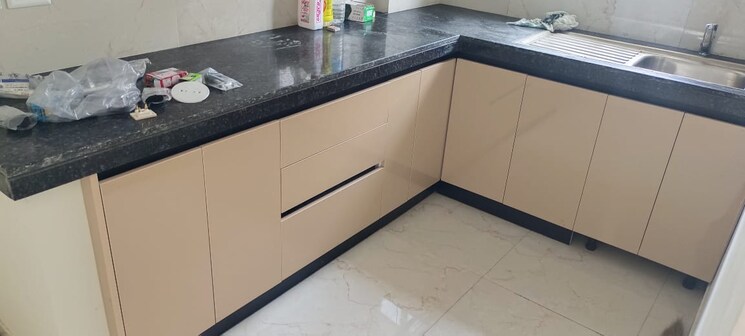 Kitchen, smart-world-gems 3 Bedroom 1423 Sq.Ft. Apartment In Sector 89 Gurgaon 9031402