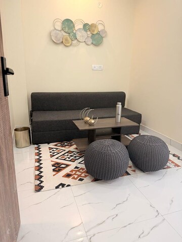 Team Area in 1 BHK Builder Floor at Sushant Lok I – for Rent